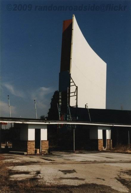 Vista Drive-In Theatre - Vista